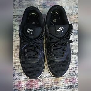 Black Airmax 90 Size 7.5 Women